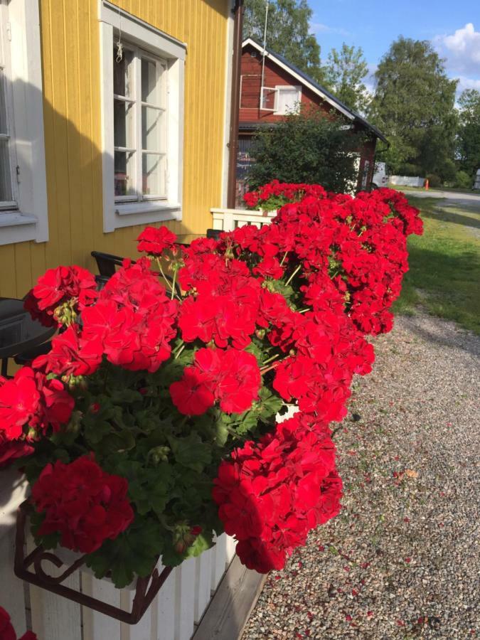 Enecopia Bed & Breakfast Энчёпинг Экстерьер фото